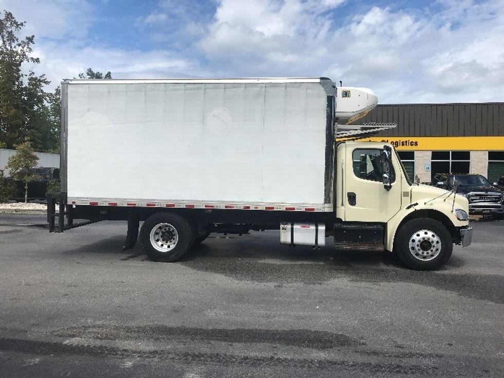 Refrigerated Truck-Light and Medium Duty Trucks-Freightliner-2019-M2-Ladson-SC-71,782\n\t\tmiles-$ 59,000 - Image 14