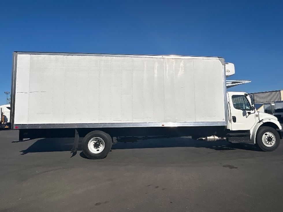 Refrigerated Truck-Light and Medium Duty Trucks-Freightliner-2019-M2-Las Vegas-NV-103,818\n\t\tmiles-$ 61,000 - Image 15