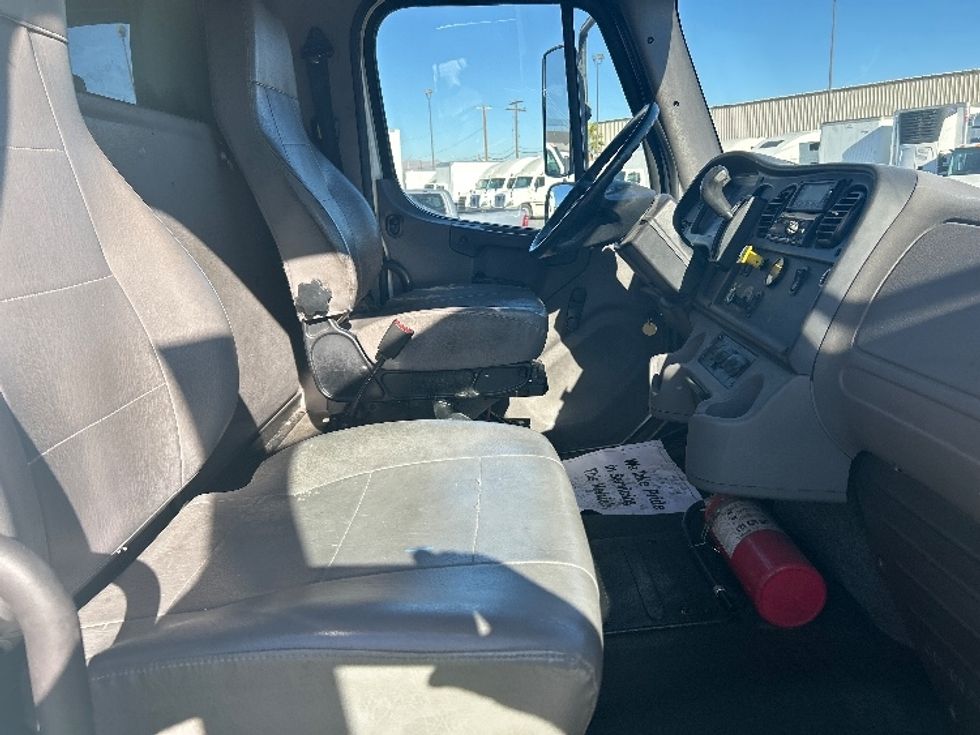 Refrigerated Truck-Light and Medium Duty Trucks-Freightliner-2019-M2-Las Vegas-NV-103,818\n\t\tmiles-$ 61,000 - Image 18