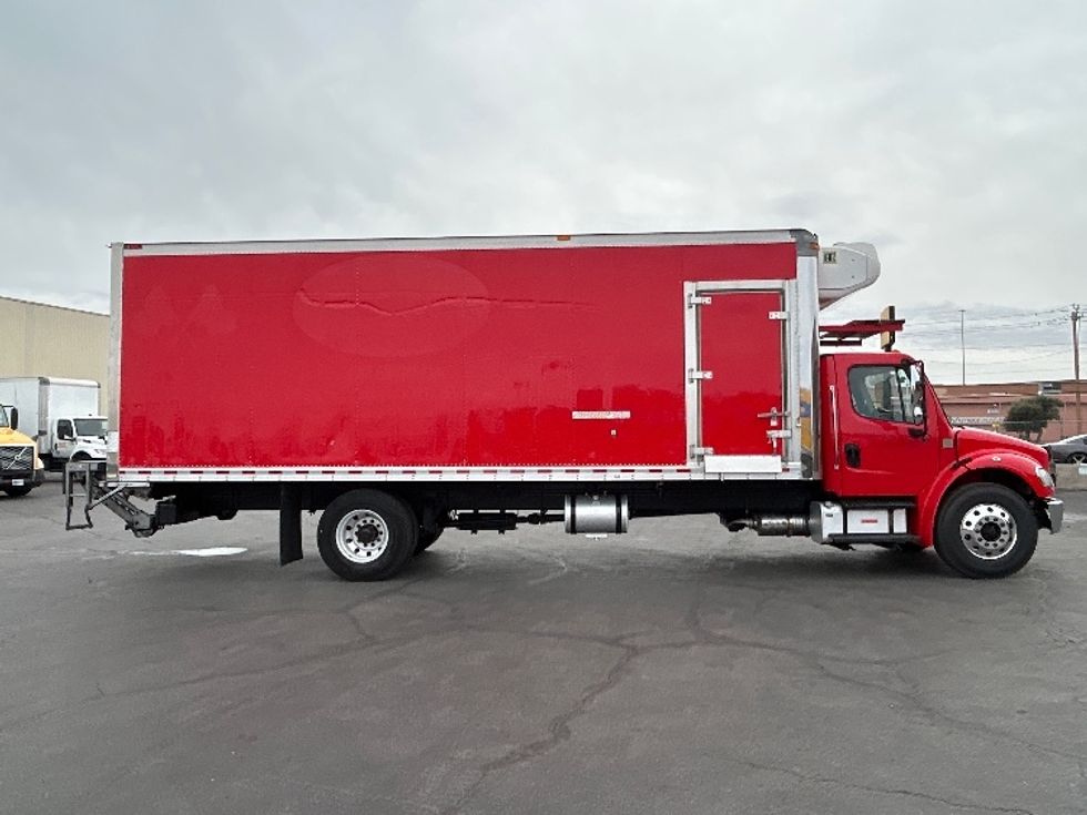 Refrigerated Truck-Light and Medium Duty Trucks-Freightliner-2019-M2-Las Vegas-NV-126,241\n\t\tmiles-$ 63,250 - Image 15