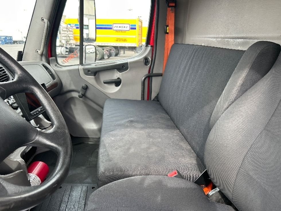 Refrigerated Truck-Light and Medium Duty Trucks-Freightliner-2019-M2-Las Vegas-NV-126,241\n\t\tmiles-$ 63,250 - Image 19