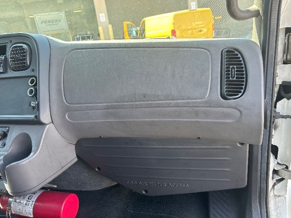 Refrigerated Truck-Light and Medium Duty Trucks-Freightliner-2019-M2-Las Vegas-NV-130,855\n\t\tmiles-$ 50,750 - Image 21