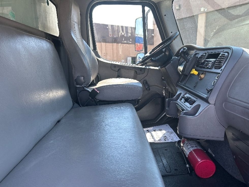 Refrigerated Truck-Light and Medium Duty Trucks-Freightliner-2019-M2-Las Vegas-NV-130,855\n\t\tmiles-$ 50,750 - Image 22