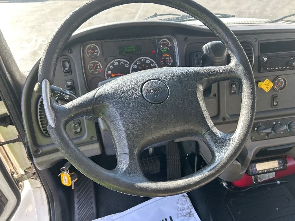 Refrigerated Truck-Light and Medium Duty Trucks-Freightliner-2019-M2-Las Vegas-NV-145,930\n\t\tmiles-$ 51,250 - Image 17