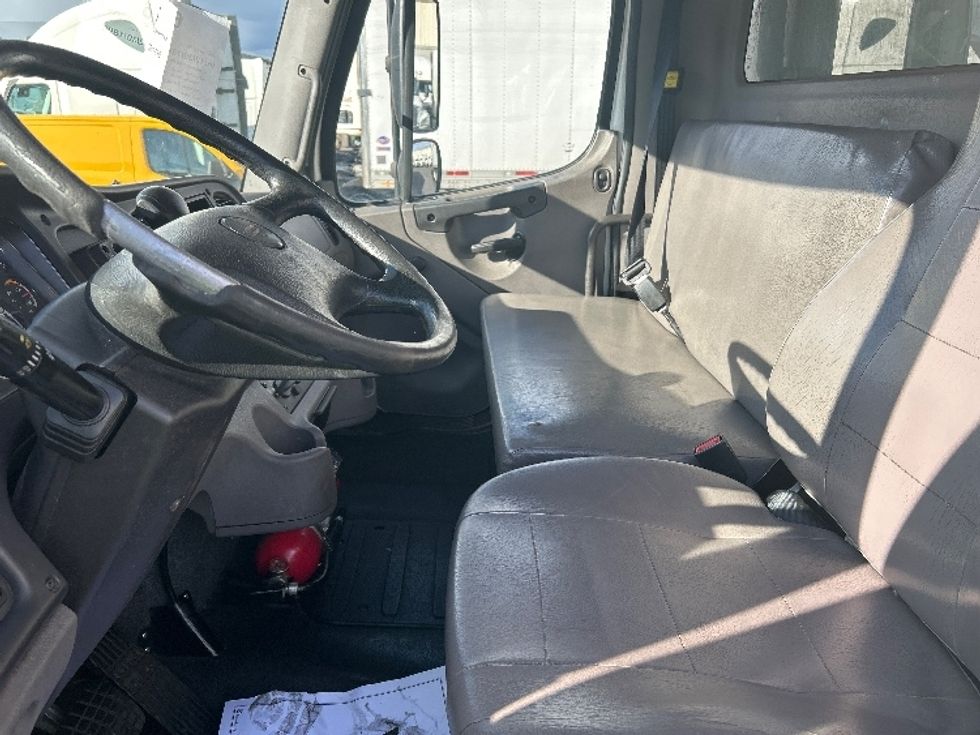 Refrigerated Truck-Light and Medium Duty Trucks-Freightliner-2019-M2-Las Vegas-NV-145,930\n\t\tmiles-$ 51,250 - Image 19