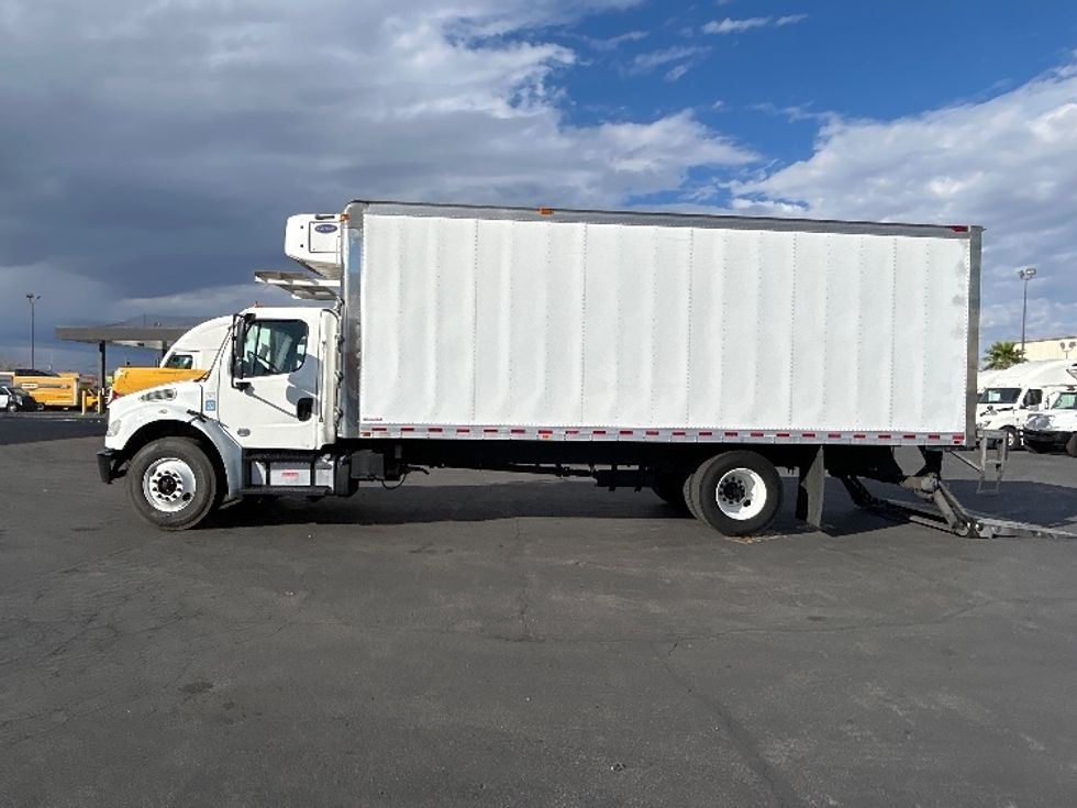 Refrigerated Truck-Light and Medium Duty Trucks-Freightliner-2019-M2-Las Vegas-NV-145,930\n\t\tmiles-$ 51,250 - Image 4