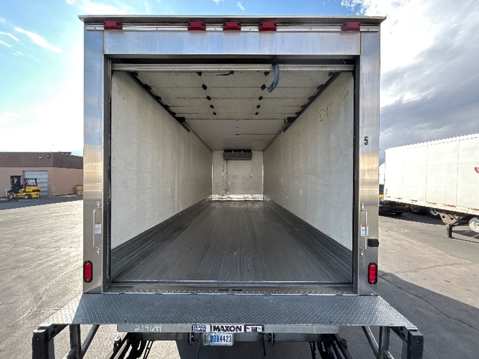 Refrigerated Truck-Light and Medium Duty Trucks-Freightliner-2019-M2-Las Vegas-NV-145,930\n\t\tmiles-$ 51,250 - Image 8