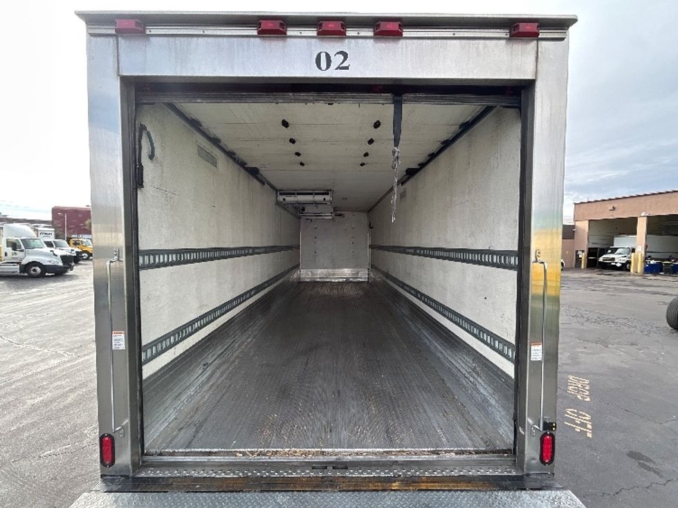Refrigerated Truck-Light and Medium Duty Trucks-Freightliner-2019-M2-Las Vegas-NV-152,421\n\t\tmiles-$ 56,750 - Image 8