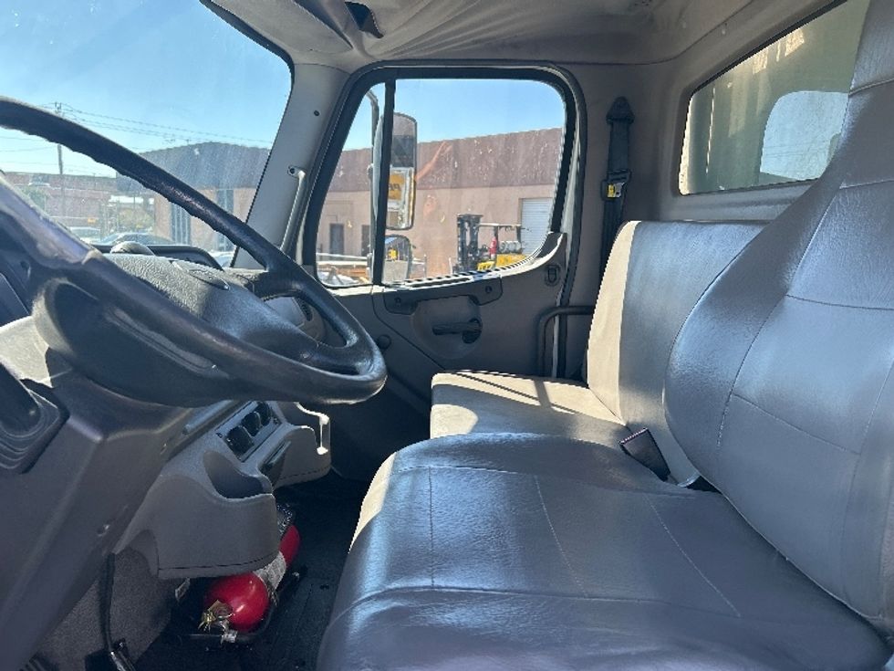 Refrigerated Truck-Light and Medium Duty Trucks-Freightliner-2019-M2-Las Vegas-NV-167,540\n\t\tmiles-$ 48,750 - Image 18