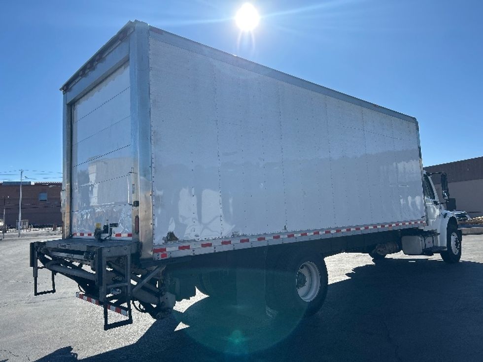 Refrigerated Truck-Light and Medium Duty Trucks-Freightliner-2019-M2-Las Vegas-NV-172,119\n\t\tmiles-$ 49,250 - Image 13