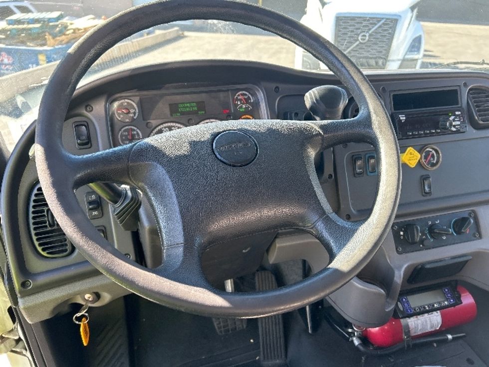 Refrigerated Truck-Light and Medium Duty Trucks-Freightliner-2019-M2-Las Vegas-NV-172,119\n\t\tmiles-$ 49,250 - Image 18