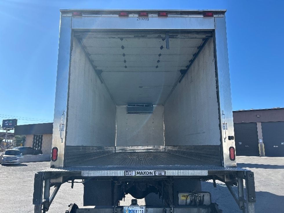 Refrigerated Truck-Light and Medium Duty Trucks-Freightliner-2019-M2-Las Vegas-NV-172,119\n\t\tmiles-$ 49,250 - Image 8