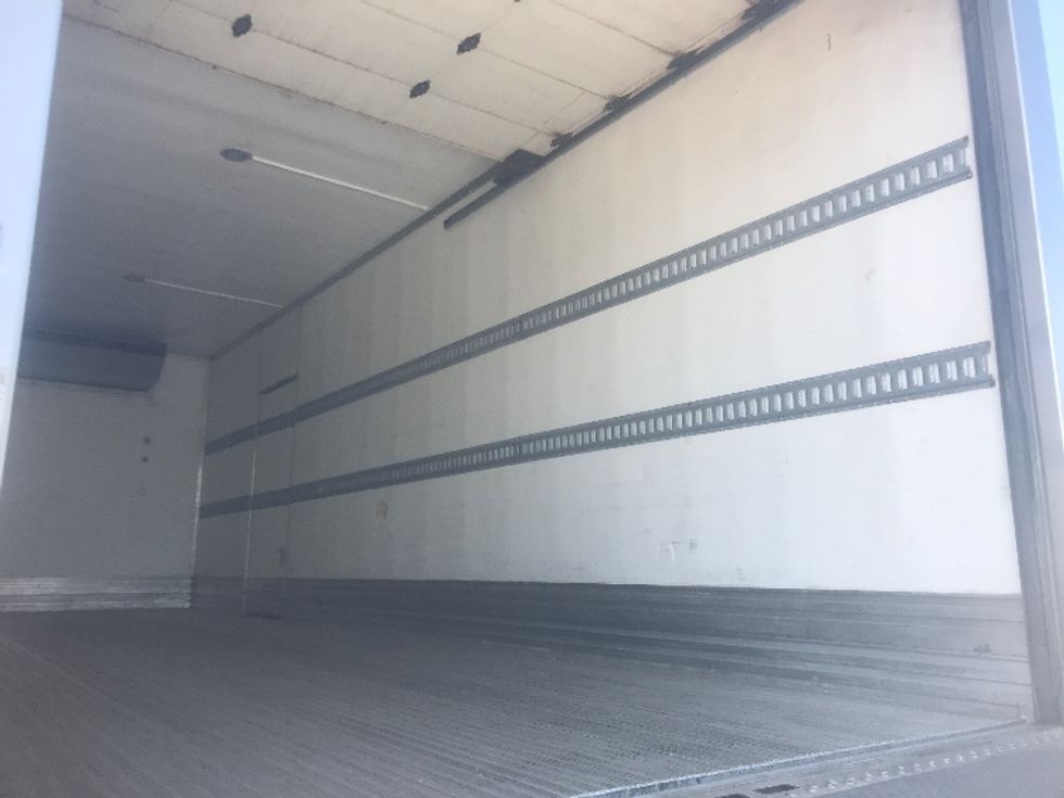 Refrigerated Truck-Light and Medium Duty Trucks-Freightliner-2019-M2-Lexington-KY-196,565\n\t\tmiles-$ 68,500 - Image 12