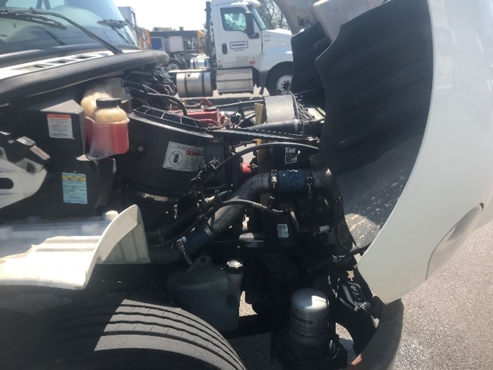 Refrigerated Truck-Light and Medium Duty Trucks-Freightliner-2019-M2-Lexington-KY-196,565\n\t\tmiles-$ 68,500 - Image 23