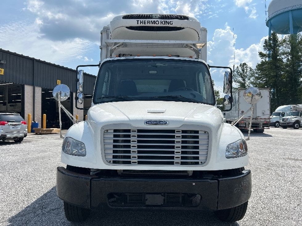 Refrigerated Truck-Light and Medium Duty Trucks-Freightliner-2019-M2-Lexington-SC-192,862\n\t\tmiles-$ 46,250 - Image 2