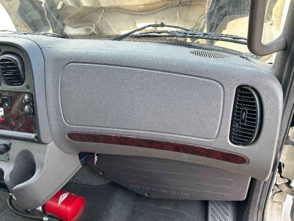 Refrigerated Truck-Light and Medium Duty Trucks-Freightliner-2019-M2-Lexington-SC-192,862\n\t\tmiles-$ 46,250 - Image 20