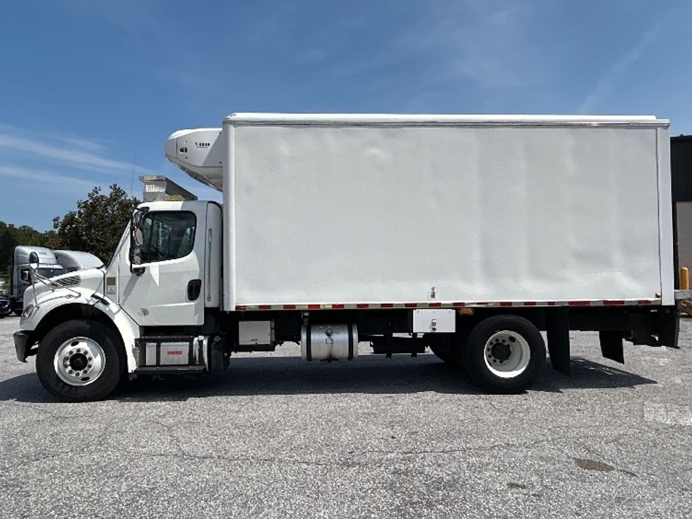 Refrigerated Truck-Light and Medium Duty Trucks-Freightliner-2019-M2-Lexington-SC-192,862\n\t\tmiles-$ 46,250 - Image 4