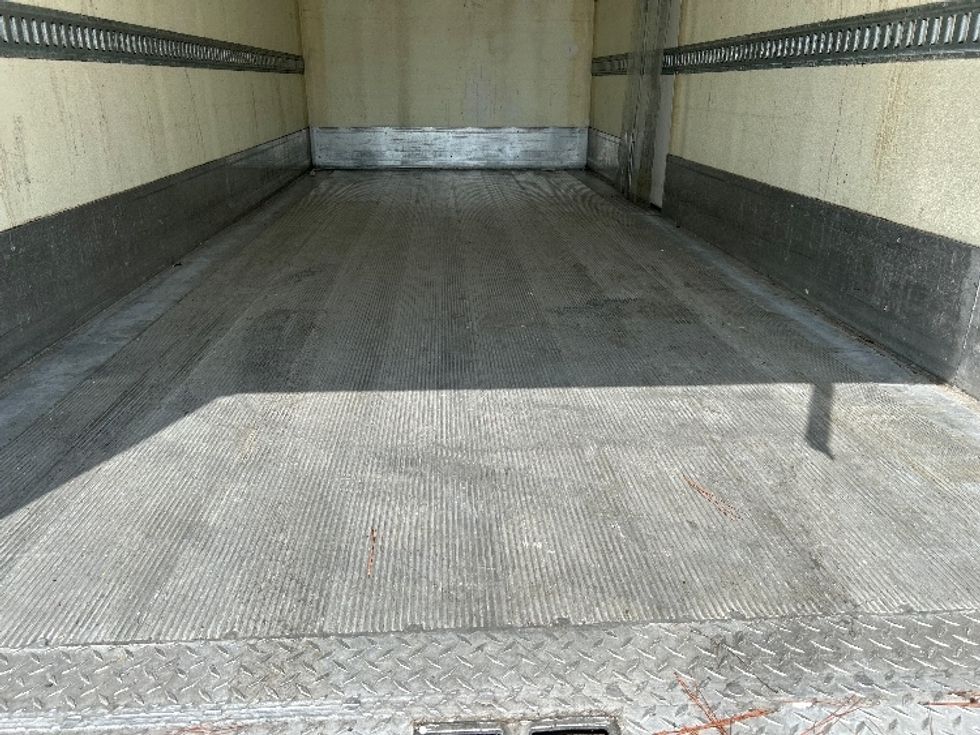 Refrigerated Truck-Light and Medium Duty Trucks-Freightliner-2019-M2-Lexington-SC-192,862\n\t\tmiles-$ 46,250 - Image 9