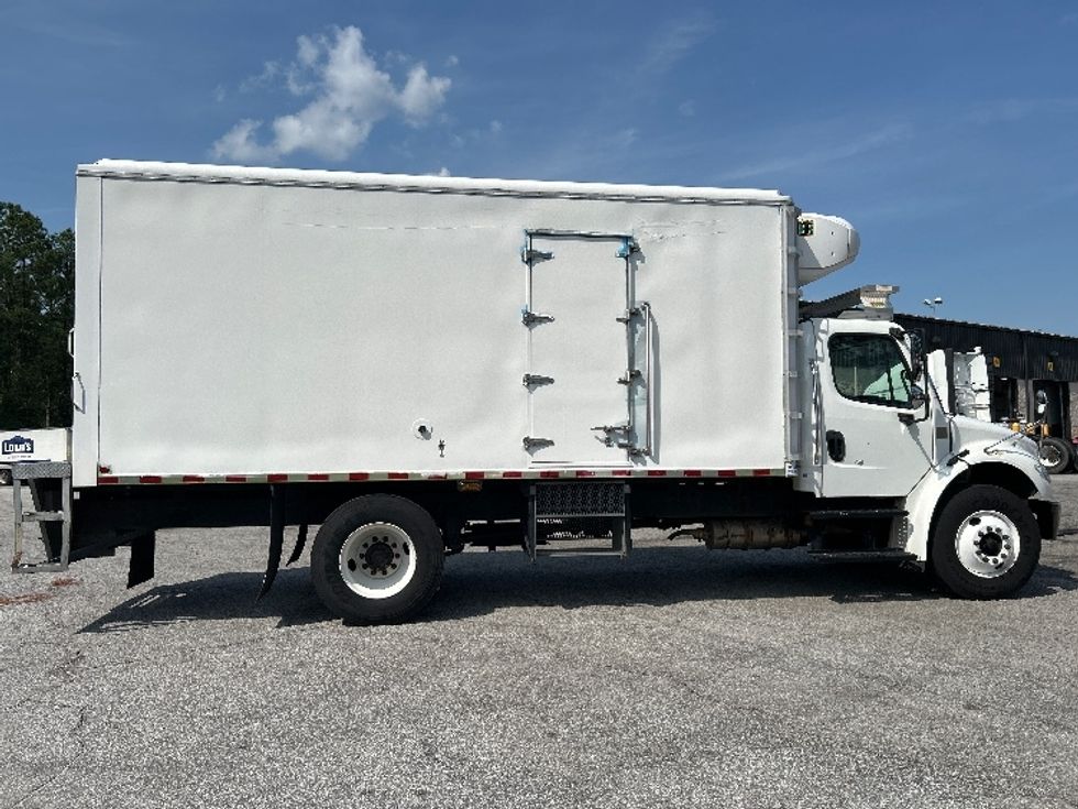Refrigerated Truck-Light and Medium Duty Trucks-Freightliner-2019-M2-Lexington-SC-199,131\n\t\tmiles-$ 44,750 - Image 15
