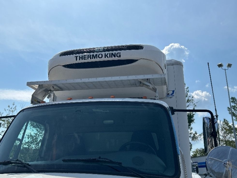 Refrigerated Truck-Light and Medium Duty Trucks-Freightliner-2019-M2-Lexington-SC-199,131\n\t\tmiles-$ 44,750 - Image 25
