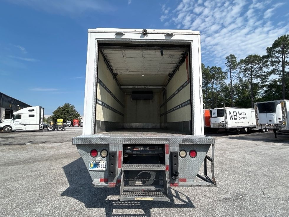 Refrigerated Truck-Light and Medium Duty Trucks-Freightliner-2019-M2-Lexington-SC-199,131\n\t\tmiles-$ 44,750 - Image 8