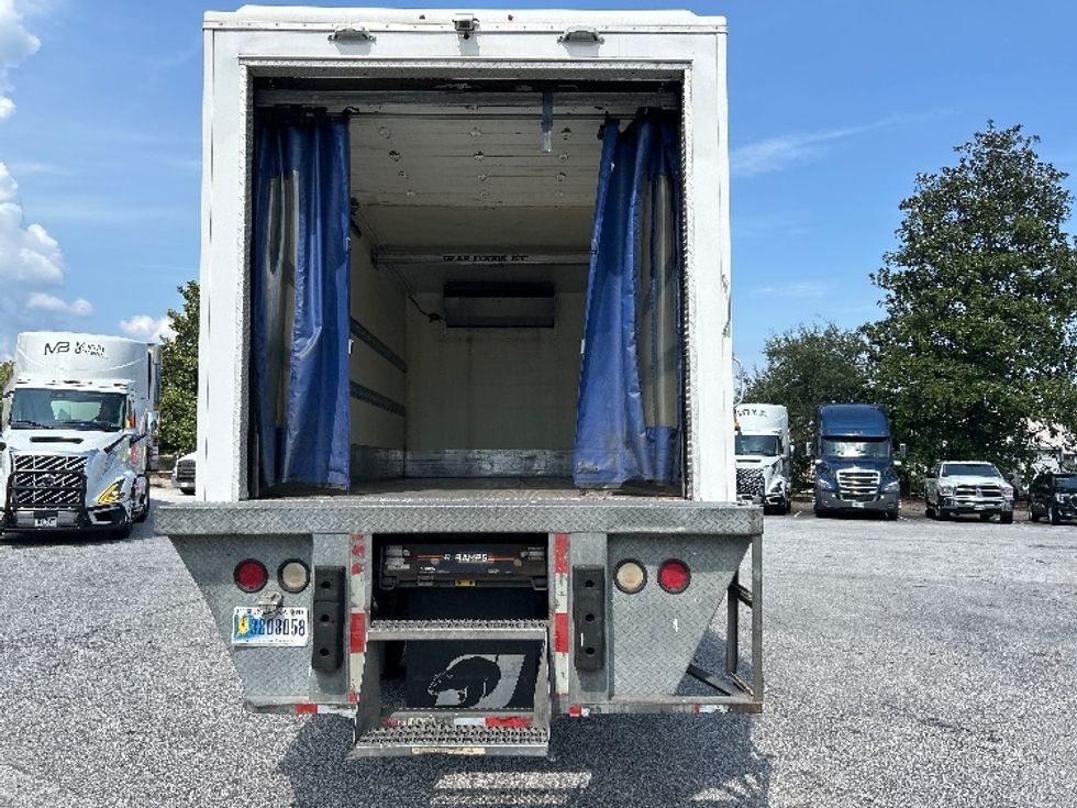 Refrigerated Truck-Light and Medium Duty Trucks-Freightliner-2019-M2-Lexington-SC-232,930\n\t\tmiles-$ 41,000 - Image 8