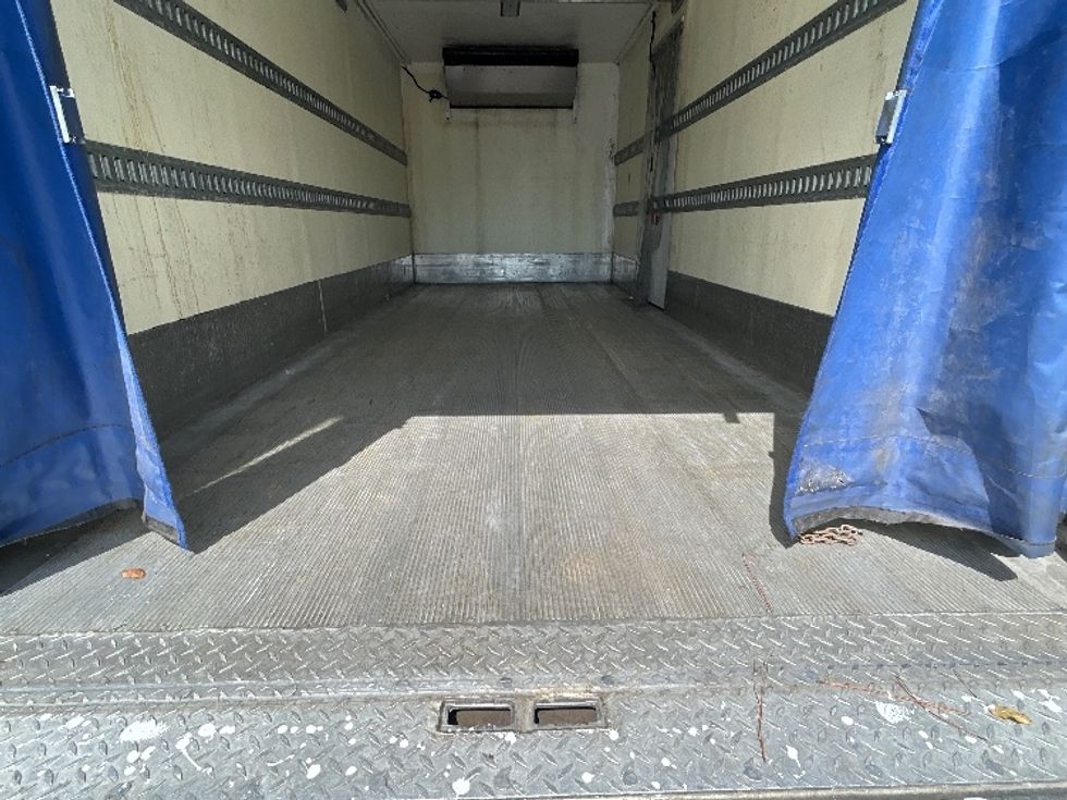 Refrigerated Truck-Light and Medium Duty Trucks-Freightliner-2019-M2-Lexington-SC-232,930\n\t\tmiles-$ 41,000 - Image 9