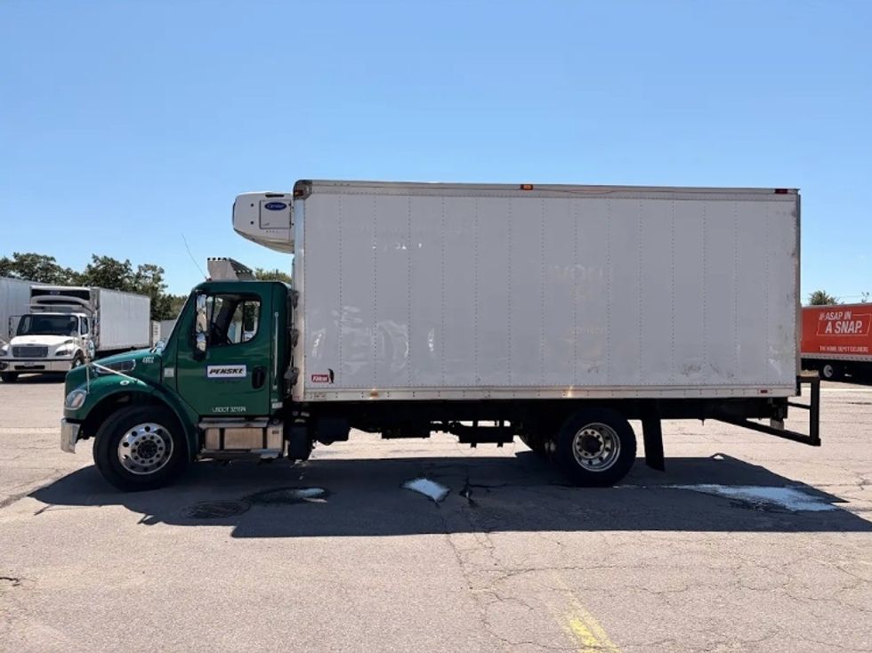 Refrigerated Truck-Light and Medium Duty Trucks-Freightliner-2019-M2-Londonderry-NH-134,099\n\t\tmiles-$ 46,500 - Image 4
