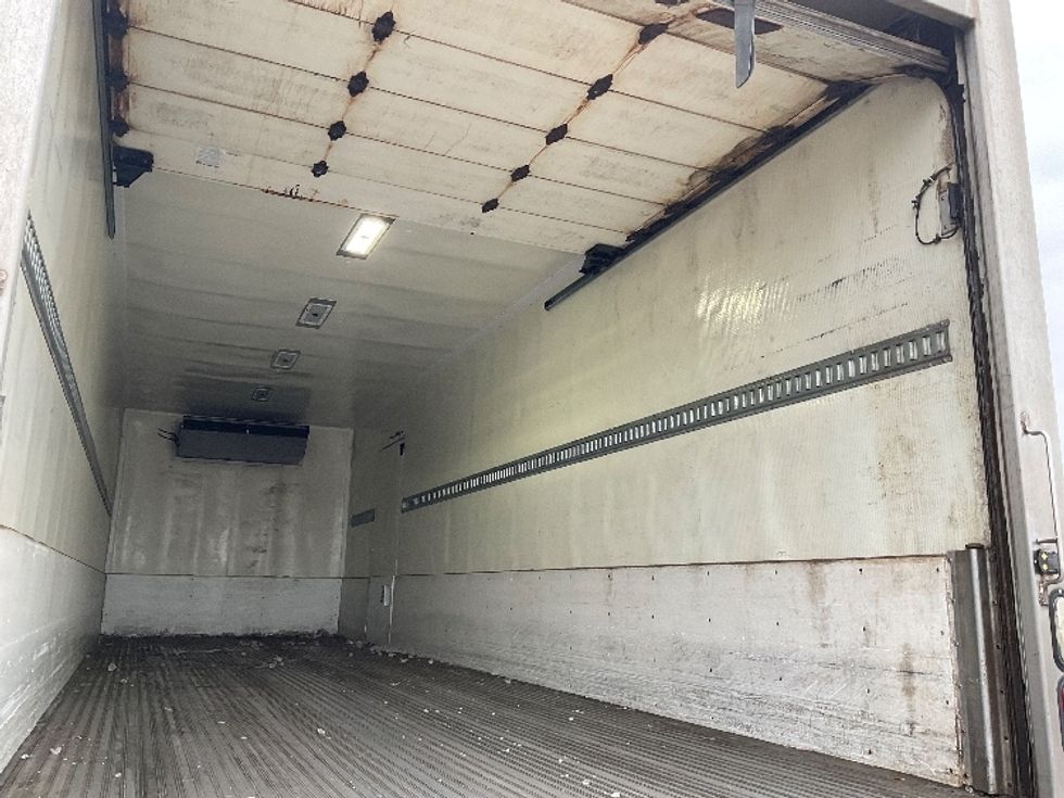 Refrigerated Truck-Light and Medium Duty Trucks-Freightliner-2019-M2-Londonderry-NH-174,488\n\t\tmiles-$ 68,000 - Image 12