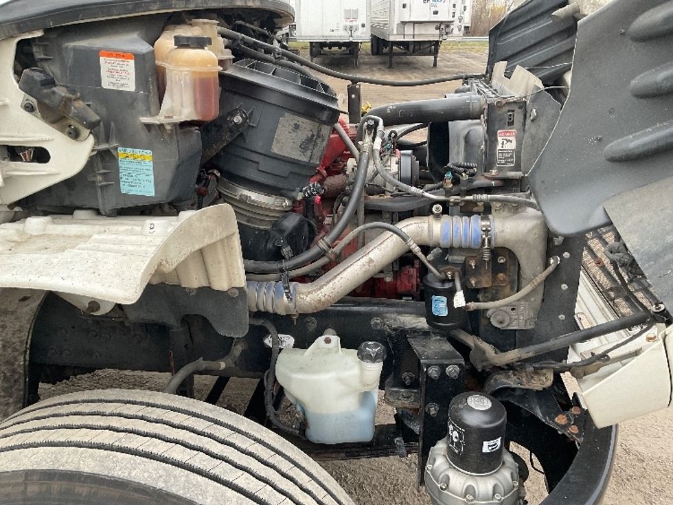 Refrigerated Truck-Light and Medium Duty Trucks-Freightliner-2019-M2-Londonderry-NH-174,488\n\t\tmiles-$ 68,000 - Image 23