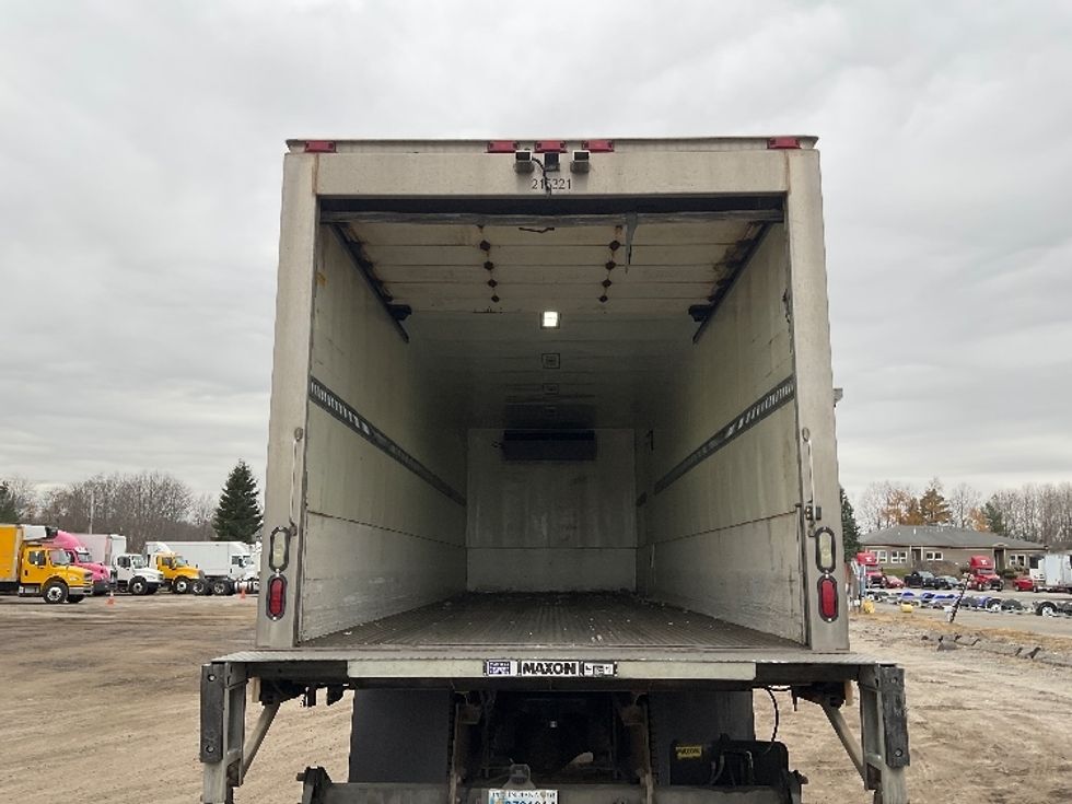 Refrigerated Truck-Light and Medium Duty Trucks-Freightliner-2019-M2-Londonderry-NH-174,488\n\t\tmiles-$ 68,000 - Image 8