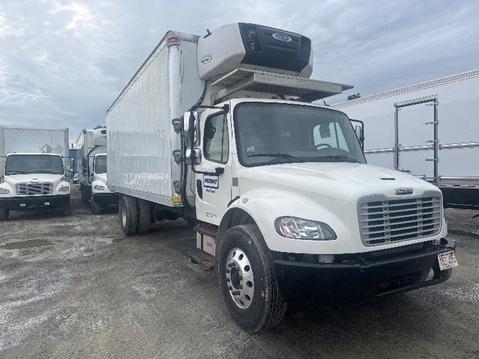 Refrigerated Truck-Light and Medium Duty Trucks-Freightliner-2019-M2-Londonderry-NH-223,117\n\t\tmiles-$ 42,500 - Image 1
