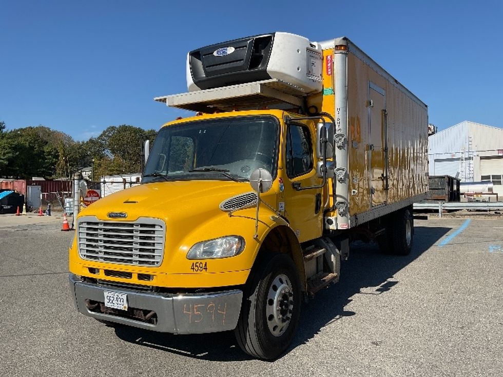 2019 Freightliner M2 106 Medium Duty photo 3