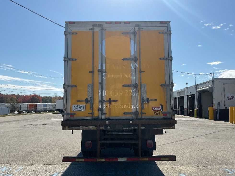 Refrigerated Truck-Light and Medium Duty Trucks-Freightliner-2019-M2-Londonderry-NH-290,187\n\t\tmiles-$ 25,750 - Image 7