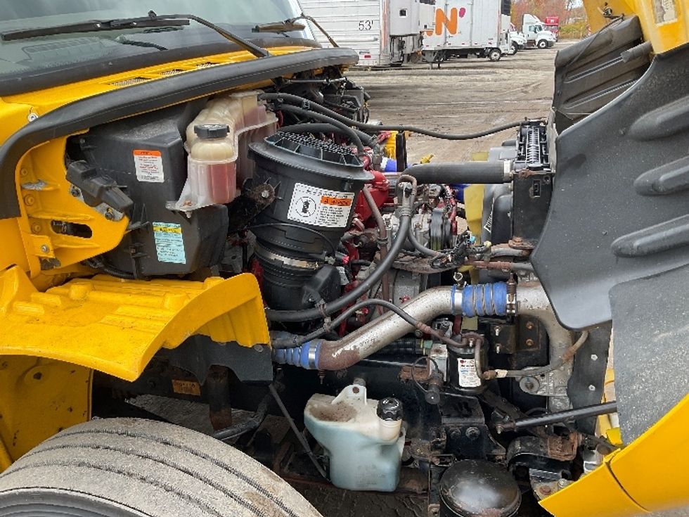 Refrigerated Truck-Light and Medium Duty Trucks-Freightliner-2019-M2-Londonderry-NH-307,605\n\t\tmiles-$ 27,500 - Image 23