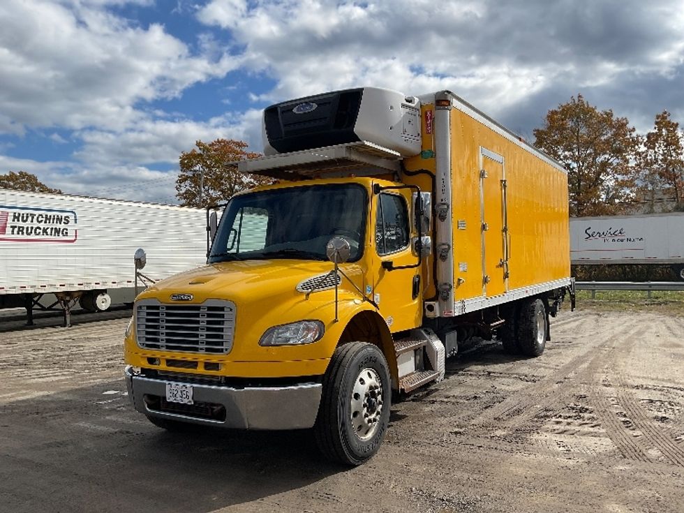 Refrigerated Truck-Light and Medium Duty Trucks-Freightliner-2019-M2-Londonderry-NH-307,605\n\t\tmiles-$ 27,500 - Image 3