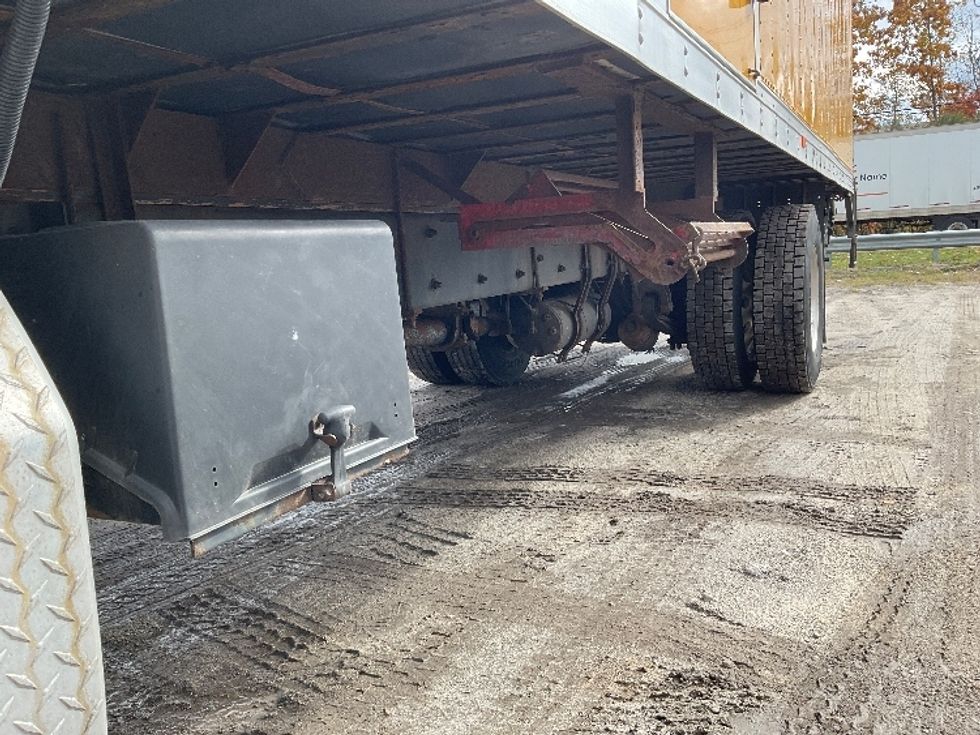 Refrigerated Truck-Light and Medium Duty Trucks-Freightliner-2019-M2-Londonderry-NH-307,605\n\t\tmiles-$ 27,500 - Image 5