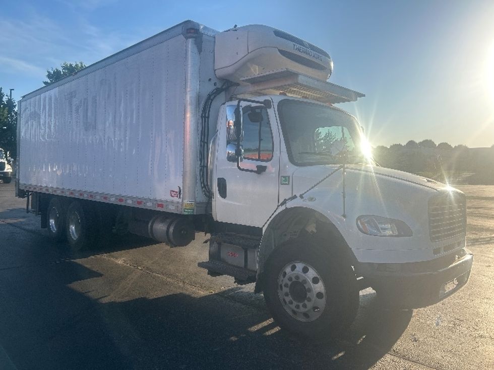 Refrigerated Truck-Light and Medium Duty Trucks-Freightliner-2019-M2-Louisville-KY-352,949\n\t\tmiles-$ 33,500 - Image 1