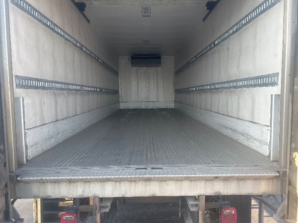 Refrigerated Truck-Light and Medium Duty Trucks-Freightliner-2019-M2-Louisville-KY-352,949\n\t\tmiles-$ 33,500 - Image 10