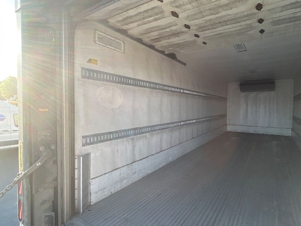 Refrigerated Truck-Light and Medium Duty Trucks-Freightliner-2019-M2-Louisville-KY-352,949\n\t\tmiles-$ 33,500 - Image 11