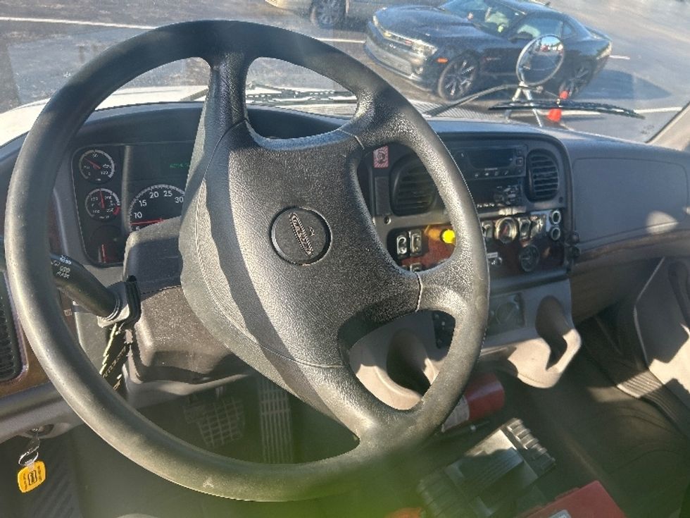 Refrigerated Truck-Light and Medium Duty Trucks-Freightliner-2019-M2-Louisville-KY-352,949\n\t\tmiles-$ 33,500 - Image 18