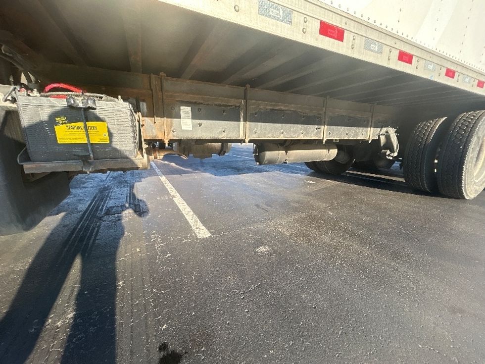 Refrigerated Truck-Light and Medium Duty Trucks-Freightliner-2019-M2-Louisville-KY-352,949\n\t\tmiles-$ 33,500 - Image 5