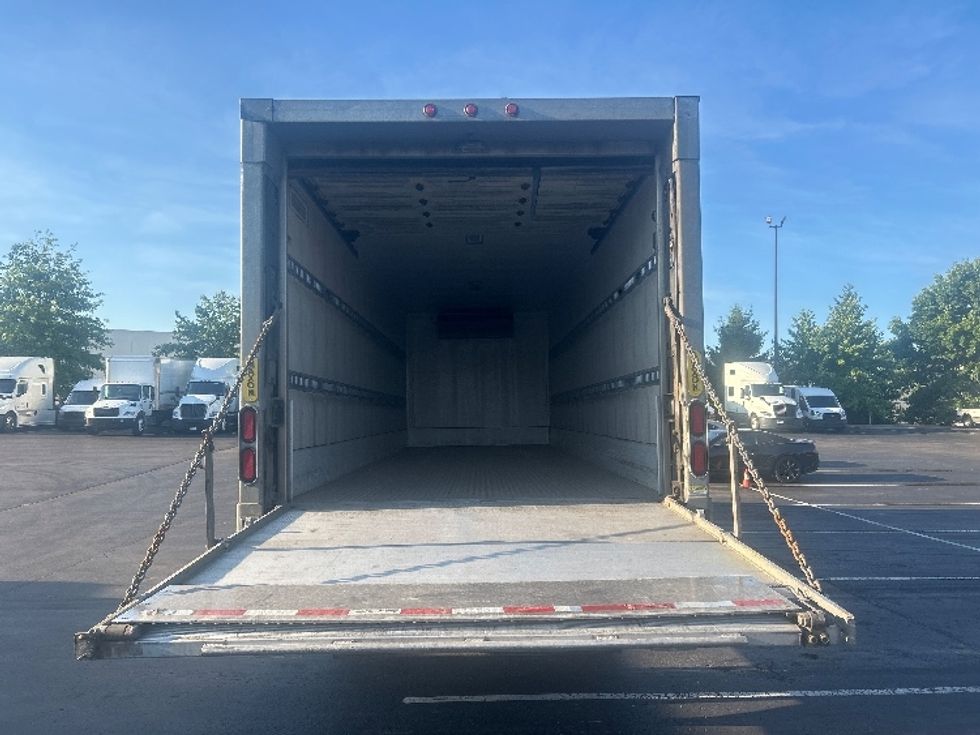 Refrigerated Truck-Light and Medium Duty Trucks-Freightliner-2019-M2-Louisville-KY-352,949\n\t\tmiles-$ 33,500 - Image 8