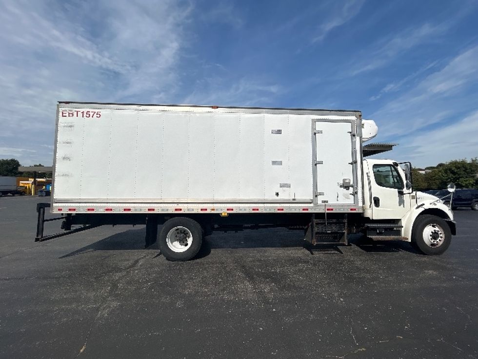 Refrigerated Truck-Light and Medium Duty Trucks-Freightliner-2019-M2-Louisville-KY-354,249\n\t\tmiles-$ 22,250 - Image 14