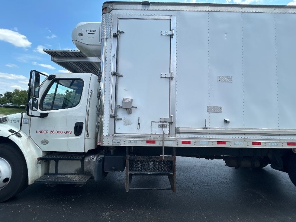 Refrigerated Truck-Light and Medium Duty Trucks-Freightliner-2019-M2-Louisville-KY-354,249\n\t\tmiles-$ 22,250 - Image 24