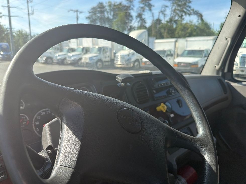 Refrigerated Truck-Light and Medium Duty Trucks-Freightliner-2019-M2-Manassas-VA-144,396\n\t\tmiles-$ 57,750 - Image 16