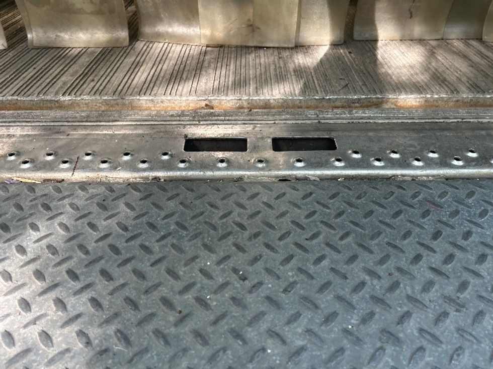 Refrigerated Truck-Light and Medium Duty Trucks-Freightliner-2019-M2-Mebane-NC-187,857\n\t\tmiles-$ 64,500 - Image 10