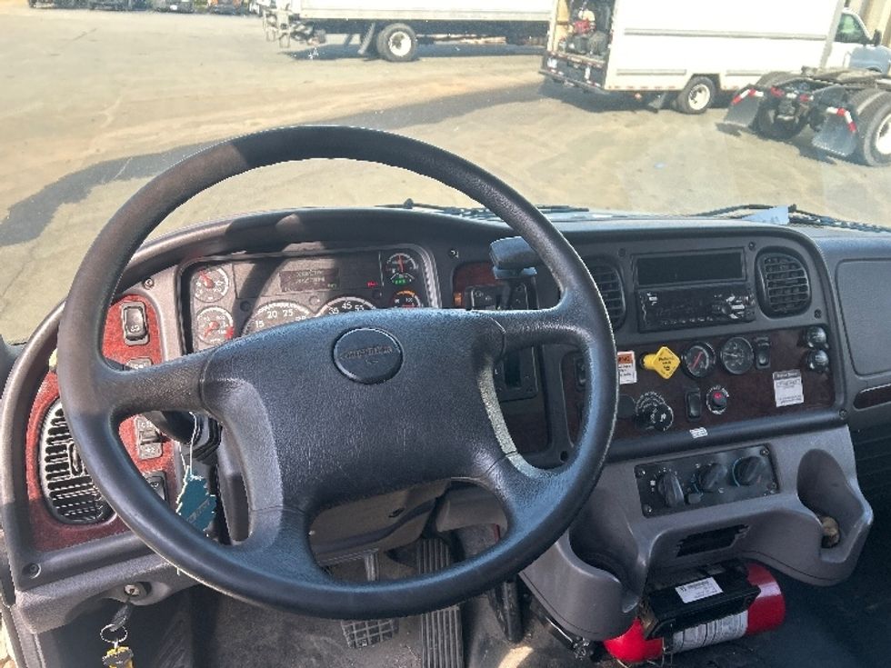 Refrigerated Truck-Light and Medium Duty Trucks-Freightliner-2019-M2-Mebane-NC-187,857\n\t\tmiles-$ 64,500 - Image 18