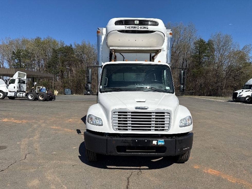 Refrigerated Truck-Light and Medium Duty Trucks-Freightliner-2019-M2-Mebane-NC-212,000\n\t\tmiles-$ 60,500 - Image 2