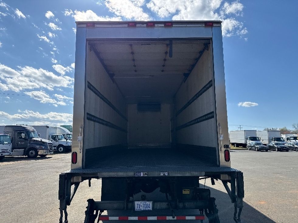 Refrigerated Truck-Light and Medium Duty Trucks-Freightliner-2019-M2-Mebane-NC-212,000\n\t\tmiles-$ 60,500 - Image 8